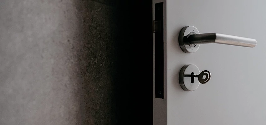 Front Door Handle Repair And Installation in Firebaugh, CA