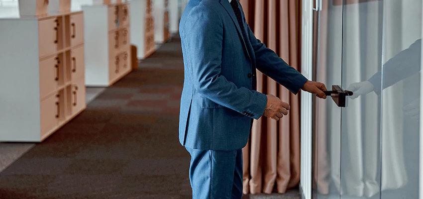 Commercial Glass Door Locks in Firebaugh, CA